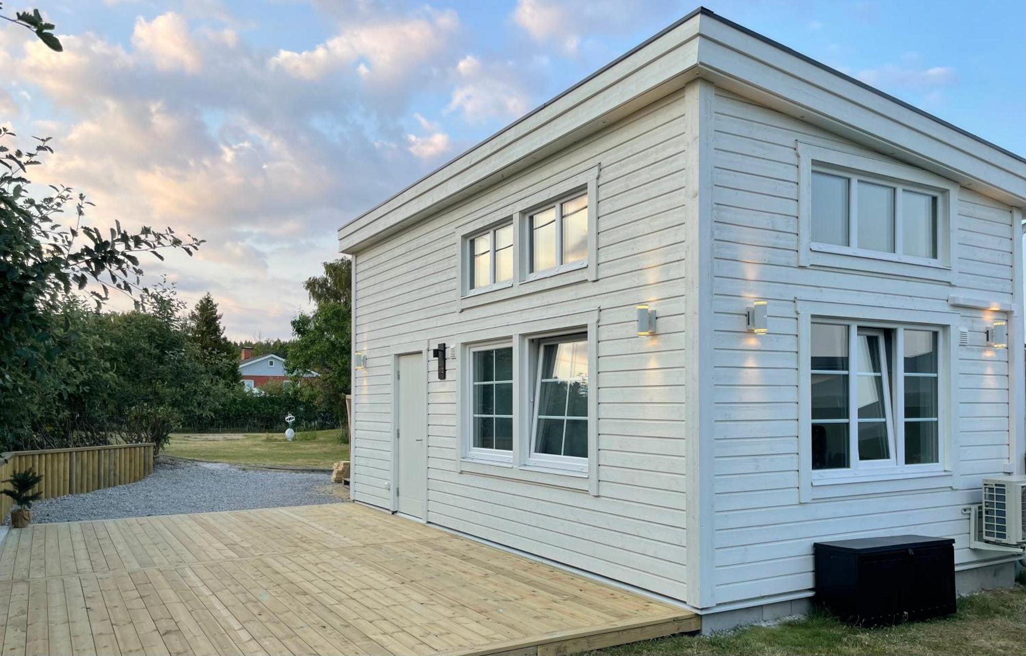 Ett Nytt Fraesch Hus Utanfoer Stockholm Naera Arlanda Βίλα Rosersberg Εξωτερικό φωτογραφία